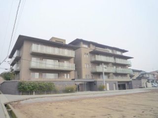 富樫ヒルズ