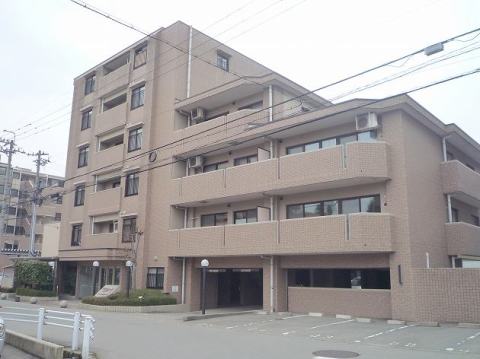 ロイヤルシャトー金沢泉丘弐番館