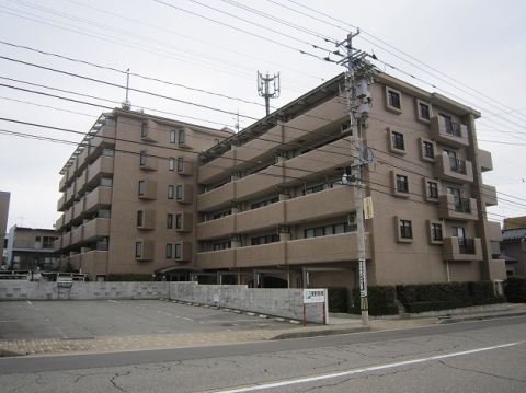 ロイヤルシャトー寺町台