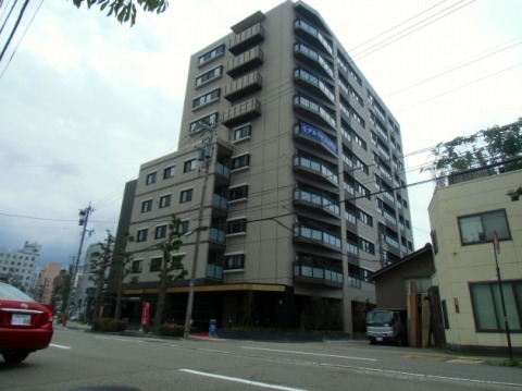 プレミア金沢中央通