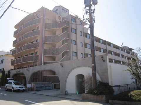 ダイアパレスブルッフ駅西